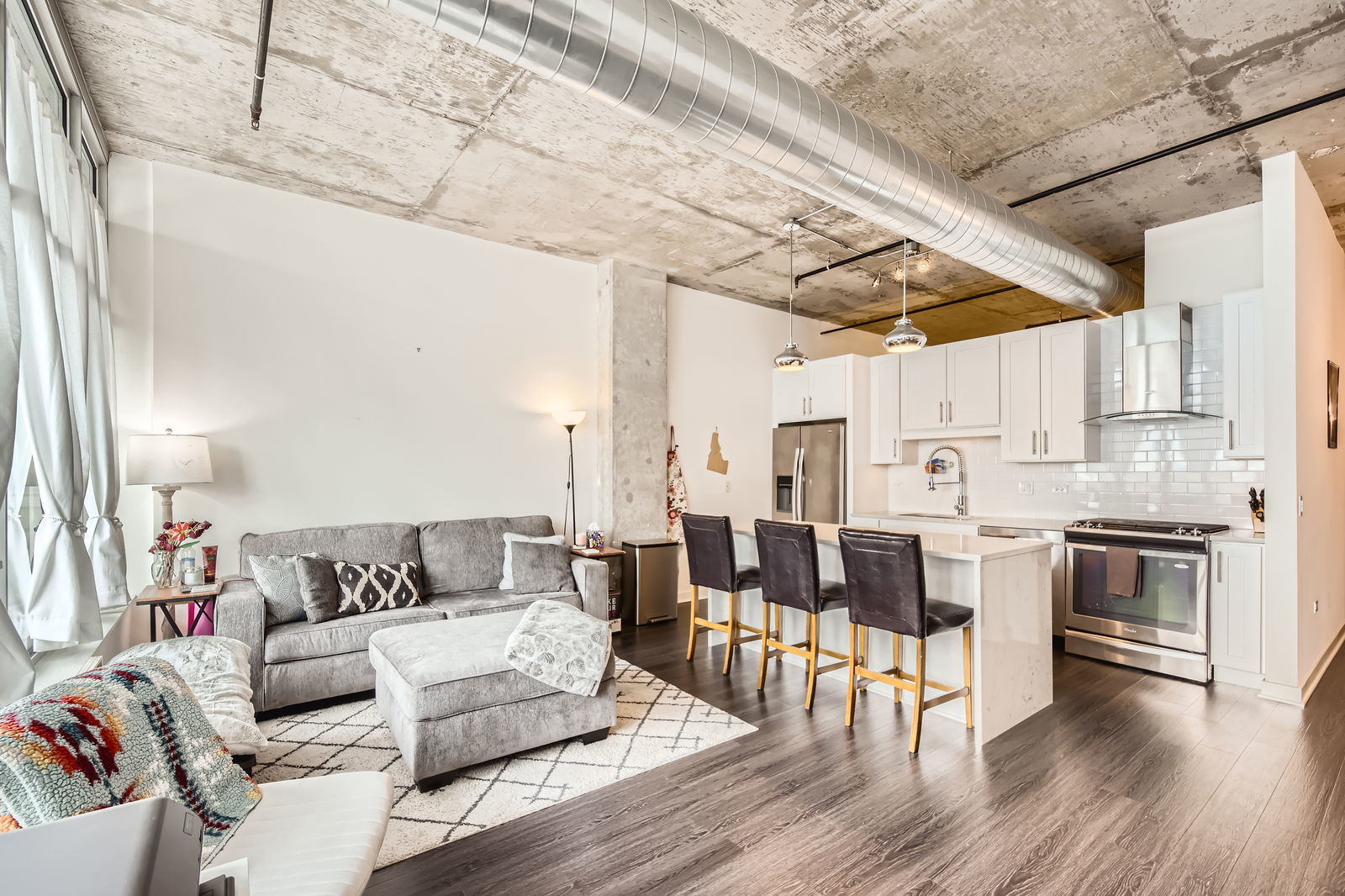50 E 16th Street 1111