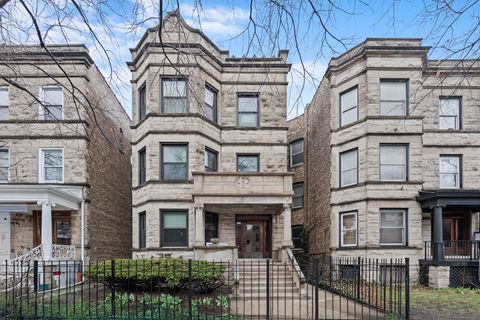 1336 W Cornelia Avenue Chicago IL 60657