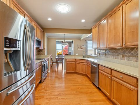 Tiny photo for 3001 Ravinia Circle, Mundelein, IL 60060 (MLS # 12525753)