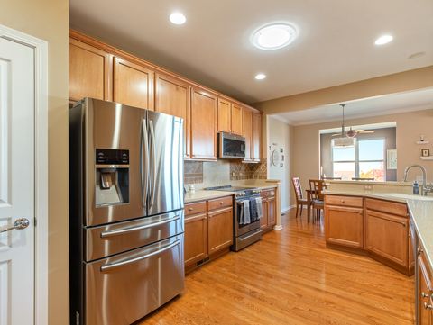 Tiny photo for 3001 Ravinia Circle, Mundelein, IL 60060 (MLS # 12525753)