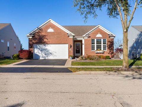 Photo of 3001 Ravinia Circle, Mundelein, IL 60060 (MLS # 12525753)