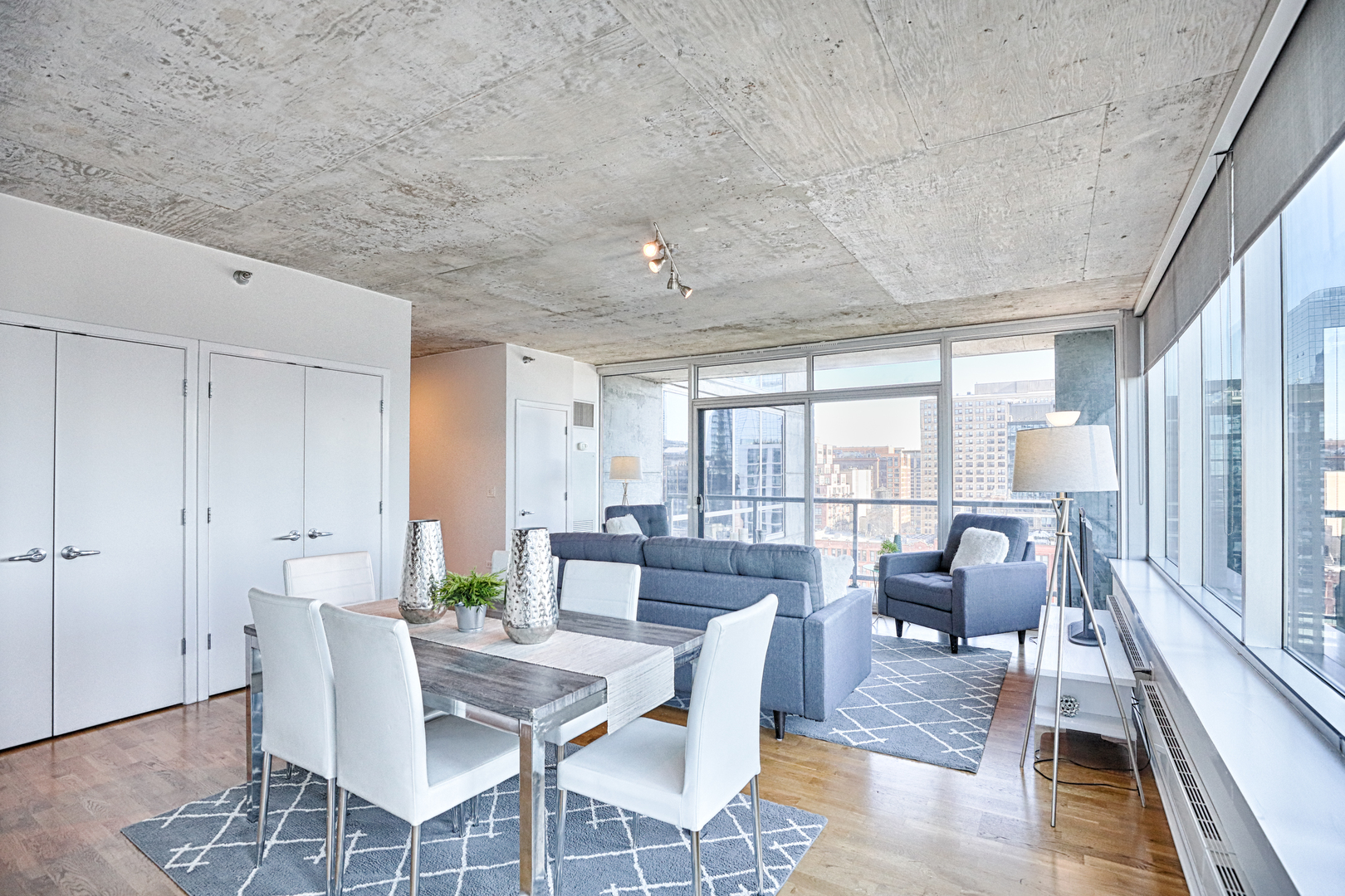 611 S Wells Street 1507