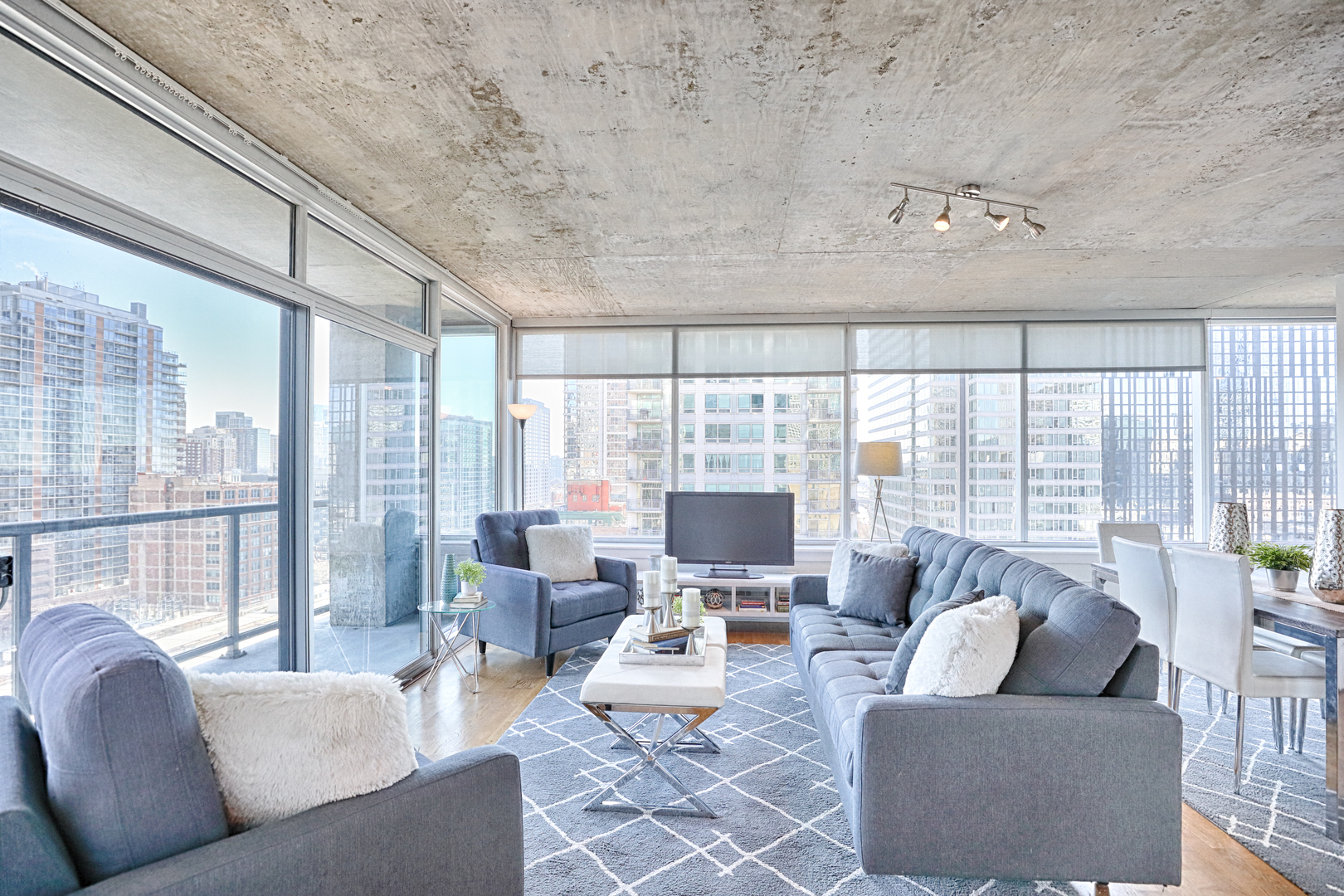 611 S Wells Street 1507