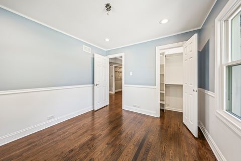 Tiny photo for 9725 Normandy Avenue, Oak Lawn, IL 60453 (MLS # 12531792)