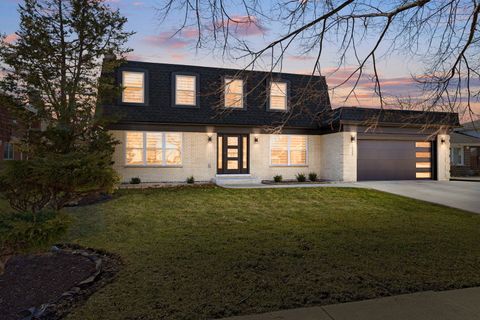 Photo of Arlington Heights, IL 60005 (MLS # 12567982)