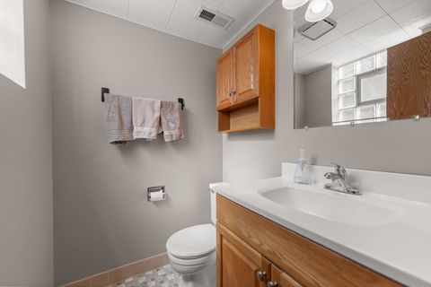 Tiny photo for 16819 81st Avenue #1S, Tinley Park, IL 60477 (MLS # 12593333)