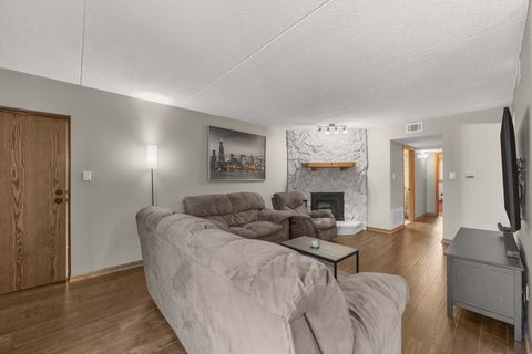 Tiny photo for 16819 81st Avenue #1S, Tinley Park, IL 60477 (MLS # 12593333)