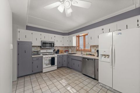 Tiny photo for 16819 81st Avenue #1S, Tinley Park, IL 60477 (MLS # 12593333)