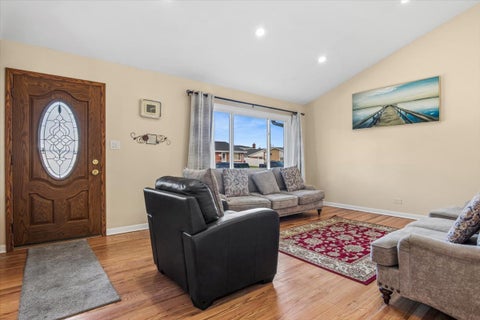 Tiny photo for 7031 W Crain Street, Niles, IL 60714 (MLS # 12778885)