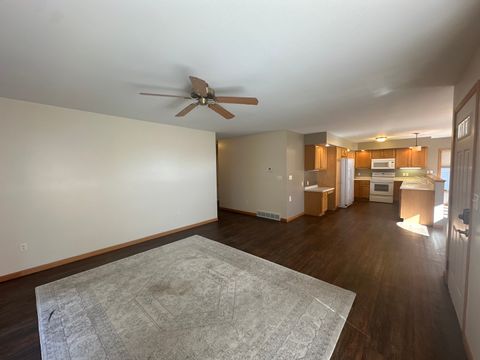 Tiny photo for 827 14th Avenue, Fulton, IL 61252 (MLS # 12489080)