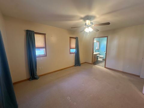 Tiny photo for 827 14th Avenue, Fulton, IL 61252 (MLS # 12489080)