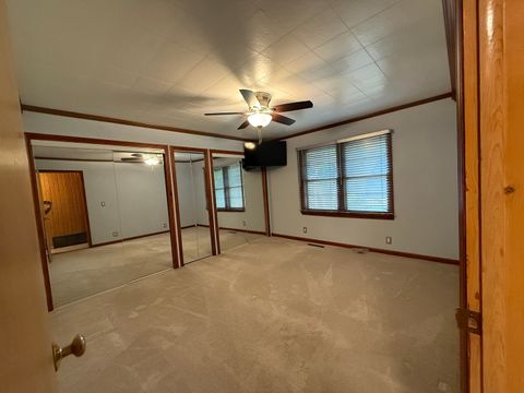 Tiny photo for 1048 Warren Street, Henry, IL 61537 (MLS # 12653639)