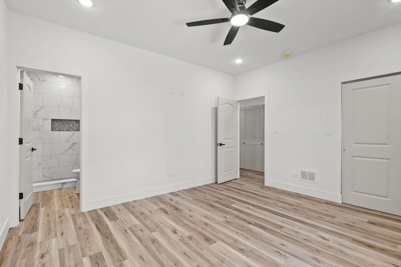 6538 S Rhodes Avenue 2