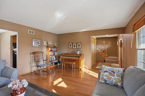 Tiny photo for 8836 Clifton Lane, Tinley Park, IL 60487 (MLS # 12515818)