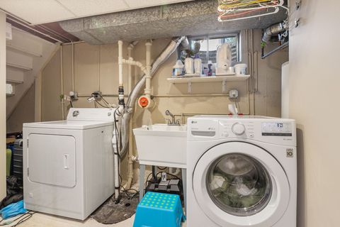 Tiny photo for 205 Huntington Court, La Grange Park, IL 60526 (MLS # 12465983)