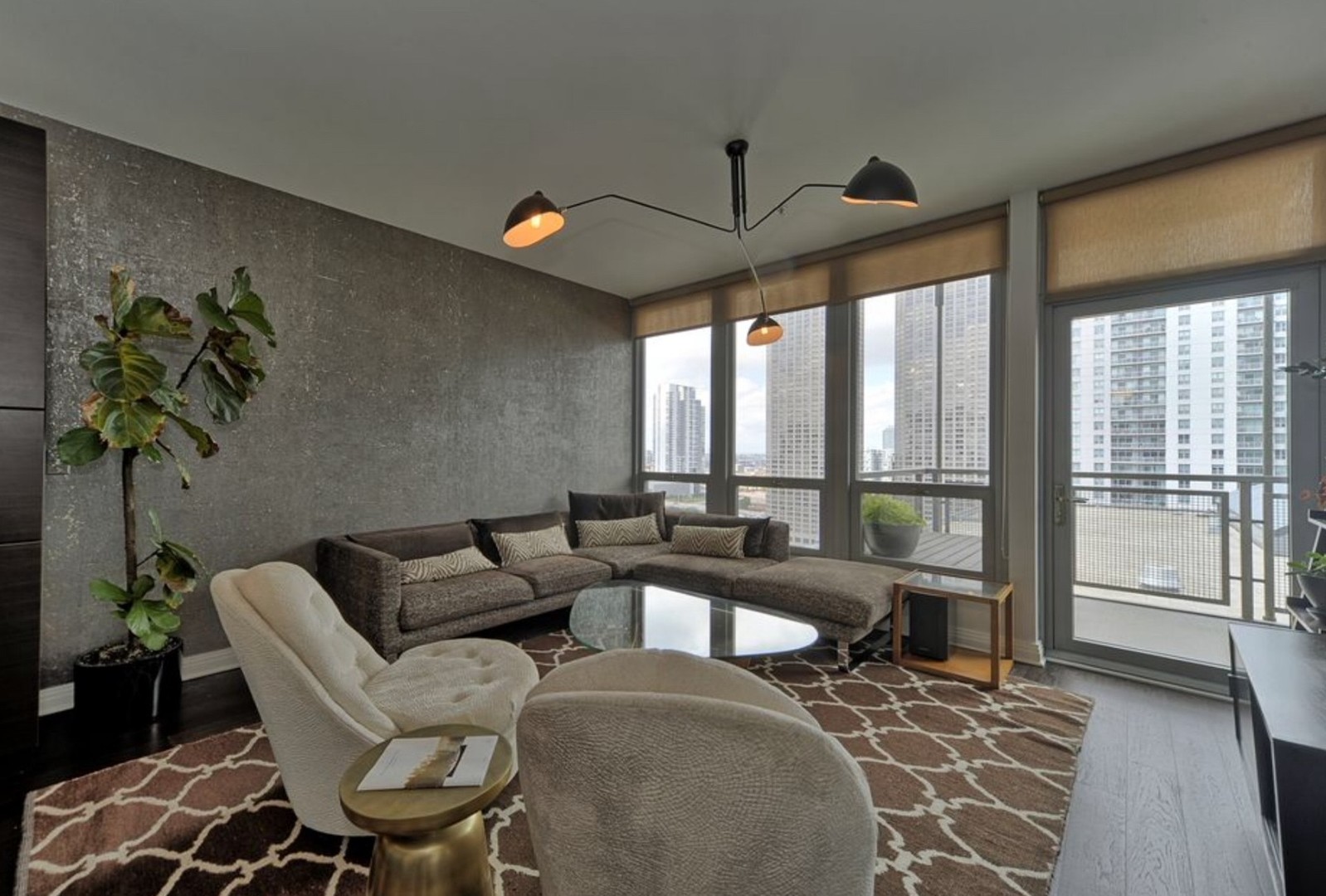 565 W QUINCY Street 1505
