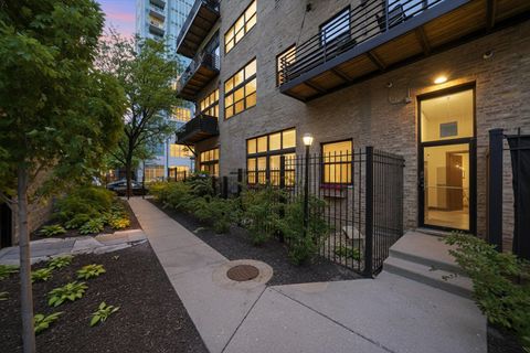 Tiny photo for Chicago, IL 60616 (MLS # 12647798)