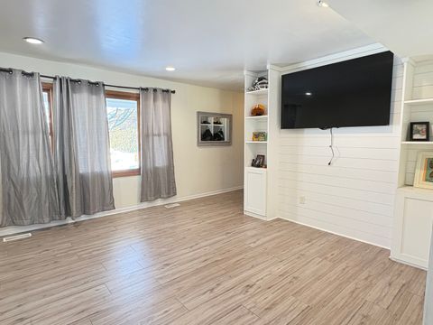 Tiny photo for 106 Windward Lane, Rochelle, IL 61068 (MLS # 12520590)