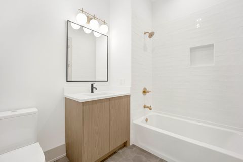 Tiny photo for 1548 W Ardmore Avenue #3F, Chicago, IL 60660 (MLS # 12583205)
