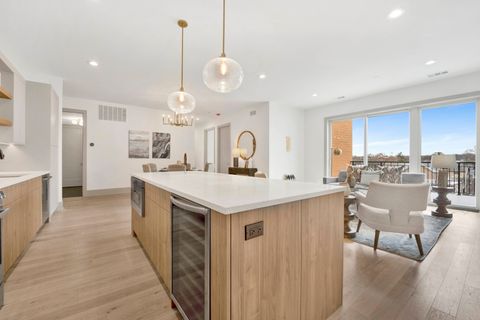 Tiny photo for 1548 W Ardmore Avenue #3F, Chicago, IL 60660 (MLS # 12583205)