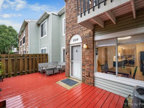 Tiny photo for 2024 Sudbury Drive, Hoffman Estates, IL 60169 (MLS # 12697584)