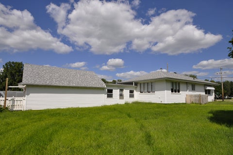 Tiny photo for 1015 1st Avenue, Ottawa, IL 61350 (MLS # 12736837)
