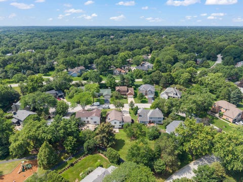Tiny photo for 6557 Raintree Court, Lisle, IL 60532 (MLS # 12727380)