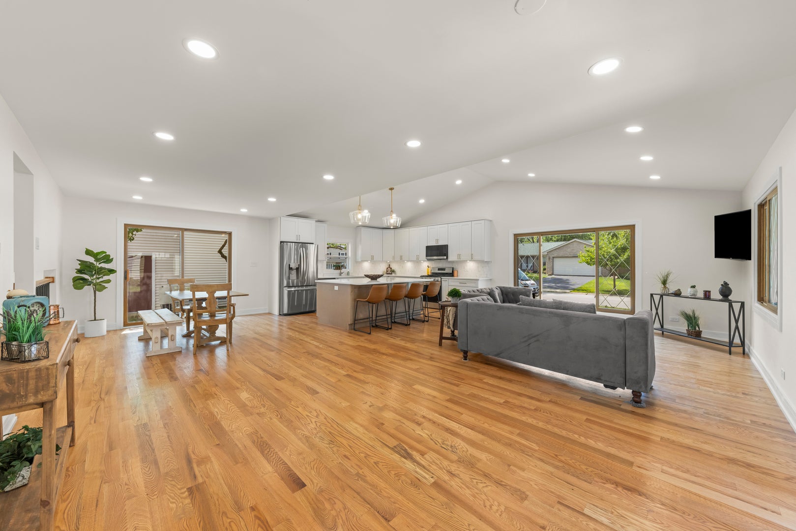6557 Raintree Court