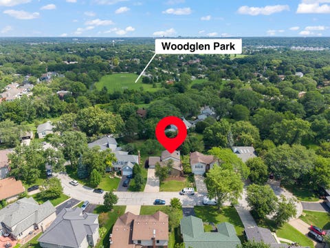 Tiny photo for 6557 Raintree Court, Lisle, IL 60532 (MLS # 12727380)