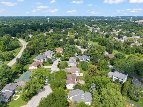 Tiny photo for 6557 Raintree Court, Lisle, IL 60532 (MLS # 12727380)