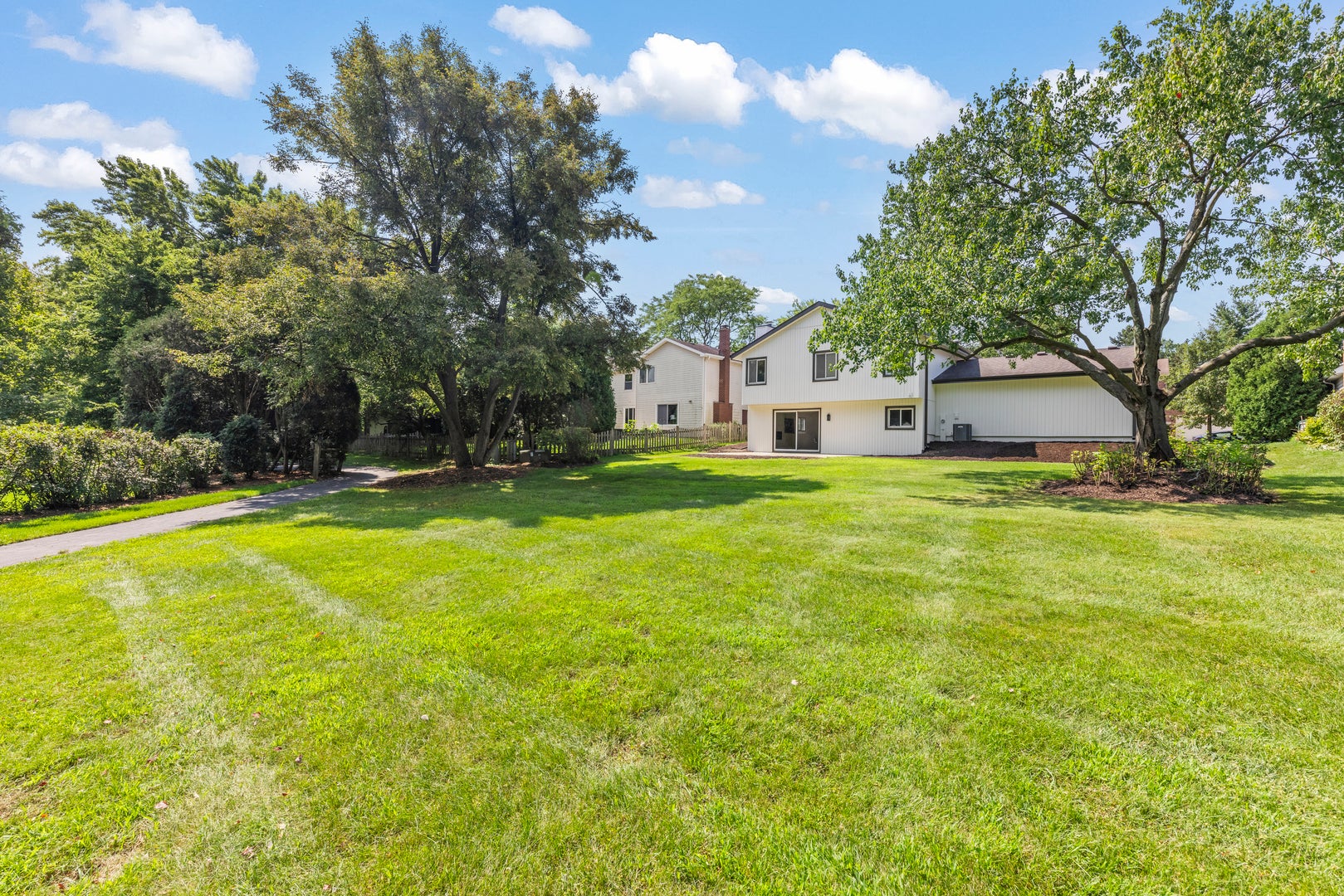 6557 Raintree Court