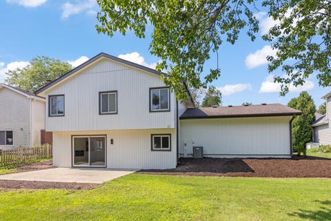 Tiny photo for 6557 Raintree Court, Lisle, IL 60532 (MLS # 12727380)