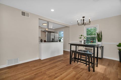 Tiny photo for 1901 Wilcox Street, Crest Hill, IL 60403 (MLS # 12474483)