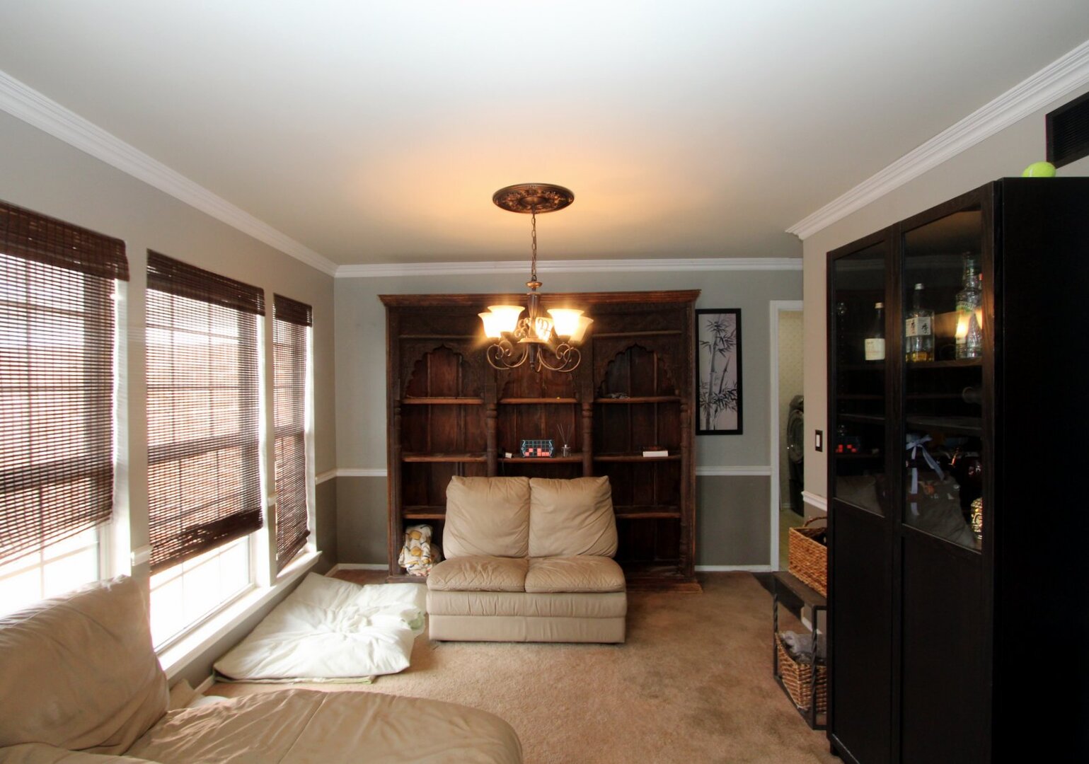 1709 Cunningham Lane