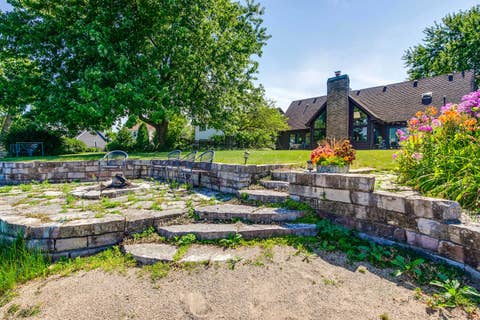 Tiny photo for 317 Mainsail Drive, Third Lake, IL 60030 (MLS # 12718950)