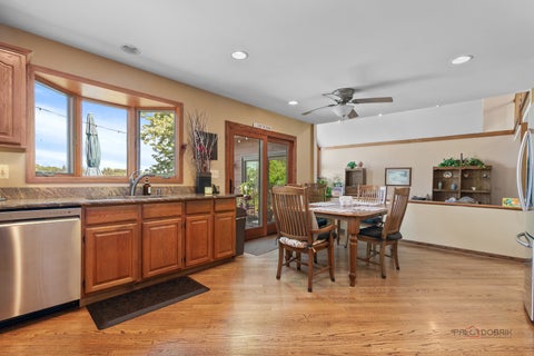 Tiny photo for 317 Mainsail Drive, Third Lake, IL 60030 (MLS # 12718950)