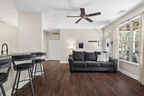 Tiny photo for 1032 SWIFT Road #1B, Glen Ellyn, IL 60137 (MLS # 12721867)