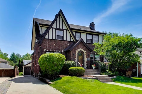 Tiny photo for 125 N Peck Avenue, La Grange, IL 60525 (MLS # 12677507)