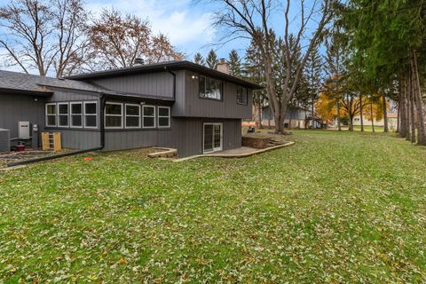 Tiny photo for 4N580 Chatham Court, West Chicago, IL 60185 (MLS # 12522578)