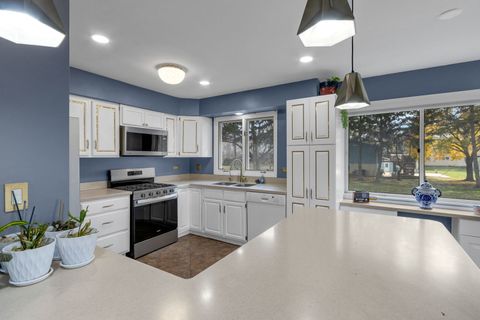 Tiny photo for 4N580 Chatham Court, West Chicago, IL 60185 (MLS # 12522578)