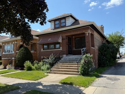 Photo of 2614 Highland Avenue, Berwyn, IL 60402 (MLS # 12464746)