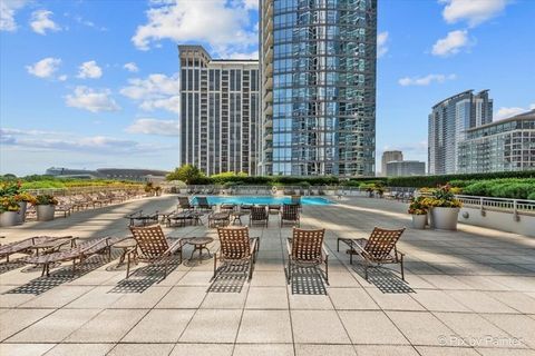Tiny photo for 1211 S Prairie Avenue #5400, Chicago, IL 60605 (MLS # 12498447)