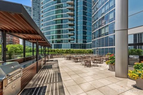 Tiny photo for 1211 S Prairie Avenue #5400, Chicago, IL 60605 (MLS # 12498447)