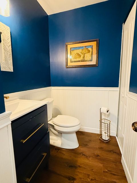 Tiny photo for 325 N Oak Park Avenue #B, Oak Park, IL 60302 (MLS # 12570128)