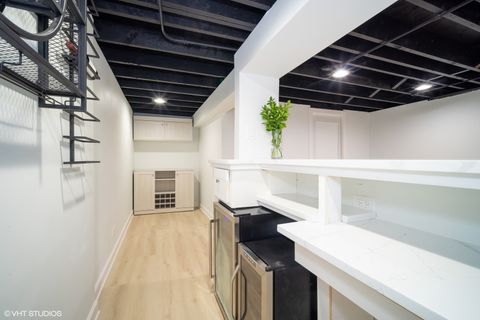 Tiny photo for 119 E Ellis Avenue, Libertyville, IL 60048 (MLS # 12552516)