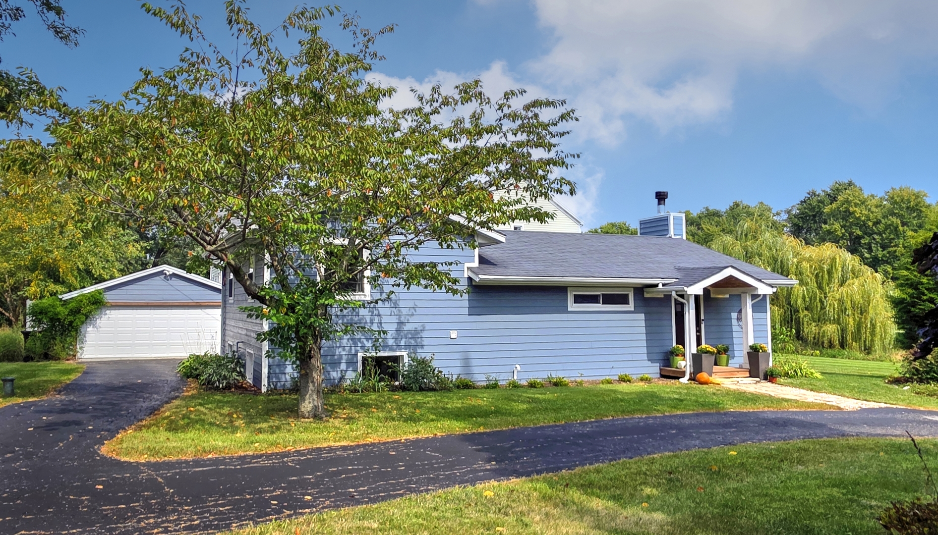 26900 W Taylor Street