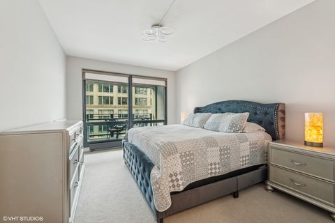 Tiny photo for 130 N Garland Court #1406, Chicago, IL 60602 (MLS # 12532003)