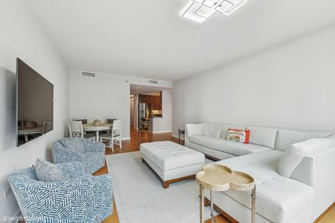 Tiny photo for 130 N Garland Court #1406, Chicago, IL 60602 (MLS # 12532003)