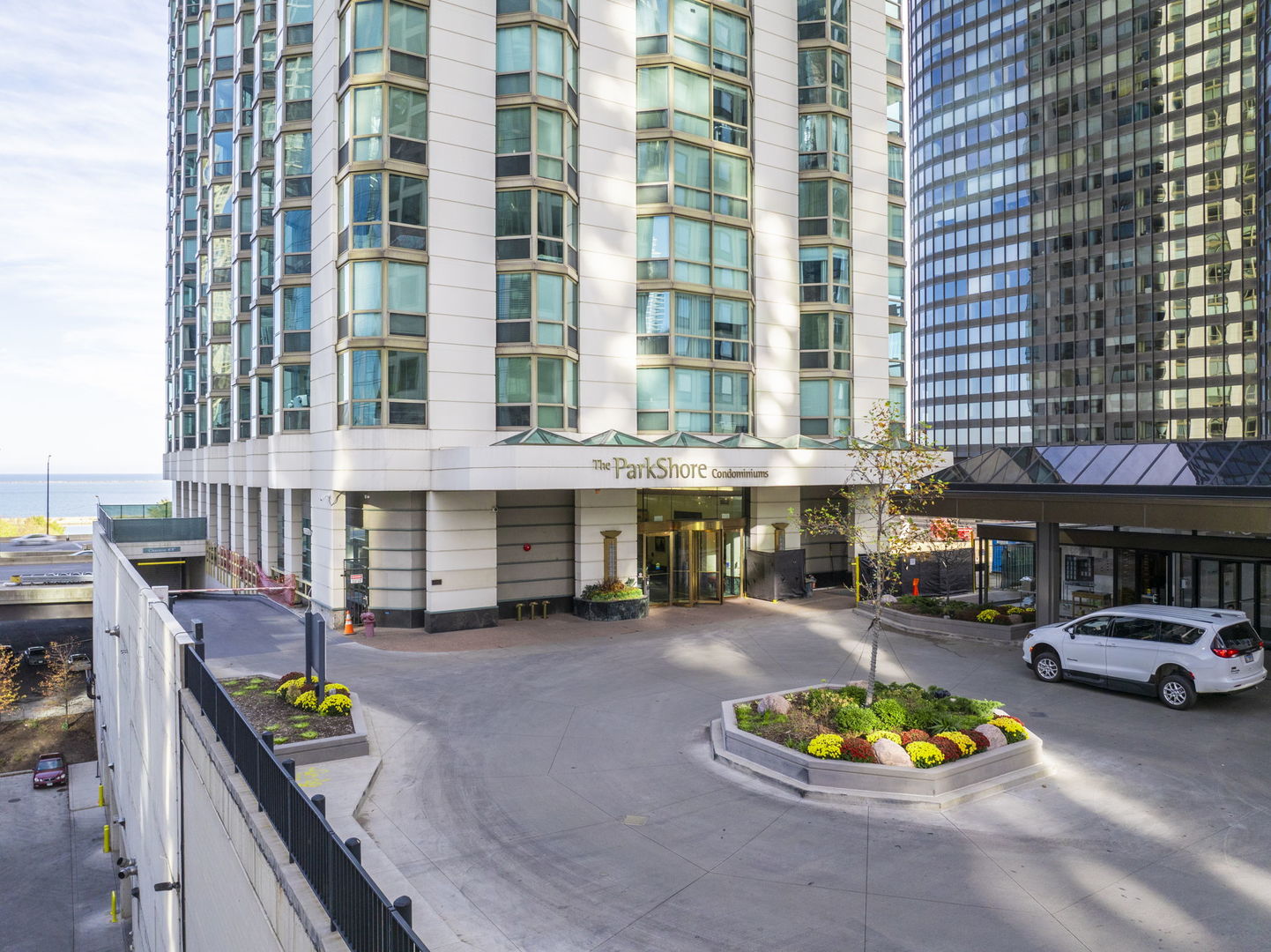 195 N Harbor Drive 4408