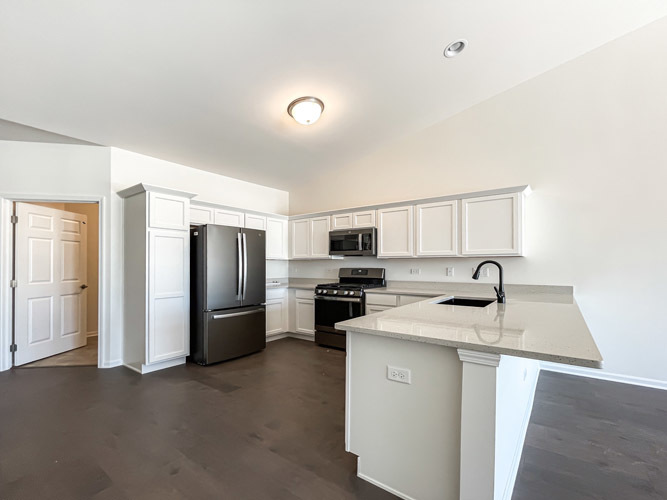 460 RIDGE Lane